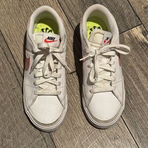 Nike court Legacy Next Nature Rose Sneakers